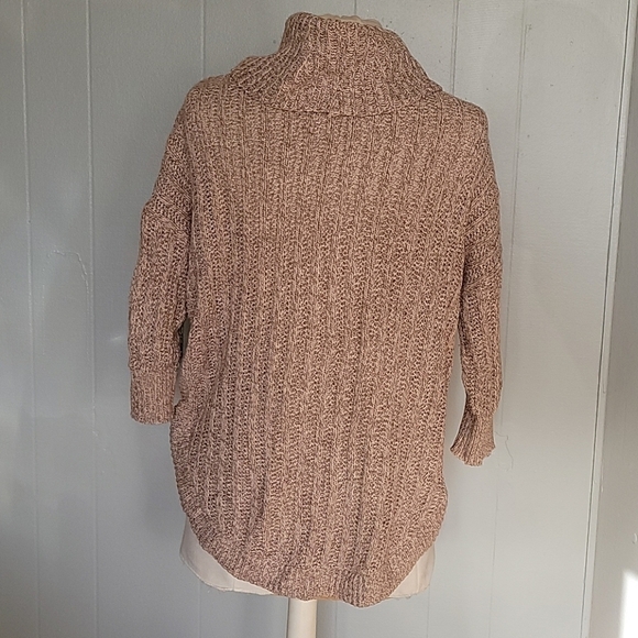 Express extreme circle cowl neck baggy swe… - Picture 3 of 5